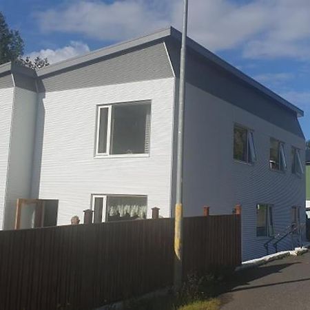 Apartment Tungata Seyðisfjörður Екстериор снимка